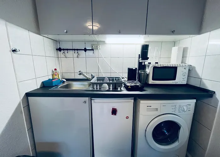 Naehe Uni,stadion Lejlighed *